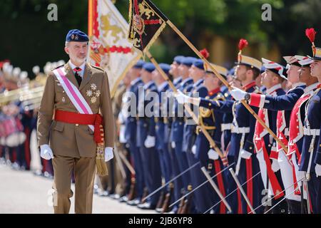 Madrid, Spagna. 03rd giugno 2022. Il re Felipe VI di Spagna partecipa alla cerimonia della bandiera delle Guardie reali presso la sede centrale 'El Rey' di Madrid. Credit: SOPA Images Limited/Alamy Live News Foto Stock