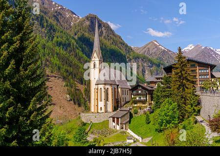 Chiesa di San Vincenzo a Heiligenblut, Austria Foto Stock