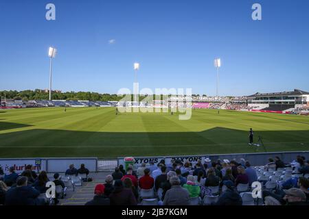 CHESTER LE STREET, REGNO UNITO. GIUGNO 1st una visione generale durante la partita Vitality T20 Blast tra il Durham County Cricket Club e Worcestershire al Seat Unique Riverside, Chester le Street mercoledì 1st giugno 2022. (Credit: Mark Fletcher | MI News) Credit: MI News & Sport /Alamy Live News Foto Stock