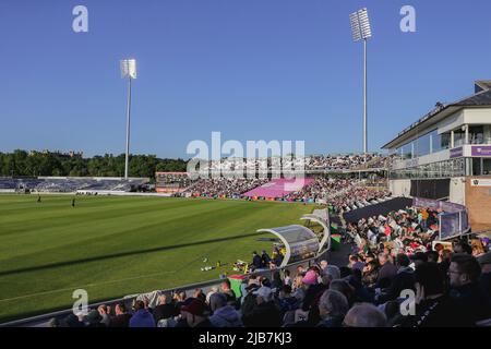 CHESTER LE STREET, REGNO UNITO. GIUGNO 1st una visione generale durante la partita Vitality T20 Blast tra il Durham County Cricket Club e Worcestershire al Seat Unique Riverside, Chester le Street mercoledì 1st giugno 2022. (Credit: Mark Fletcher | MI News) Credit: MI News & Sport /Alamy Live News Foto Stock