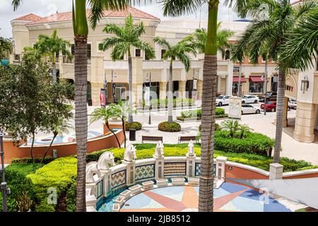 Hallandale Florida Miami, The Village at Gulfstream Park shopping, cavalli teste fontana Foto Stock