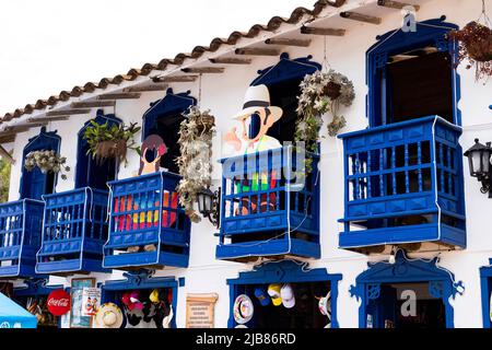 El Peñol, Antioquia / Colombia - 25 maggio 2022. Replica della vecchia Peñol per anni è diventato un punto d'incontro turistico per molti visitatori. Foto Stock