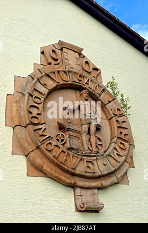 1907 terracotta logo, Vulcan Village, Warrington, ex-Charles Tayleur fabbrica ferroviaria Newton-le-Willows storia, Lancashire Foto Stock