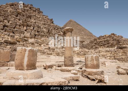 Tempio di Iside, piramidi di Giza, Cairo, Egitto Foto Stock