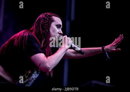 Aarhus, Danimarca. 03rd giugno 2022. Il cantante e cantautore danese MØ suona un concerto dal vivo durante il festival di musica danese Northside 2022 ad Aarhus. (Photo Credit: Gonzales Photo/Alamy Live News Foto Stock