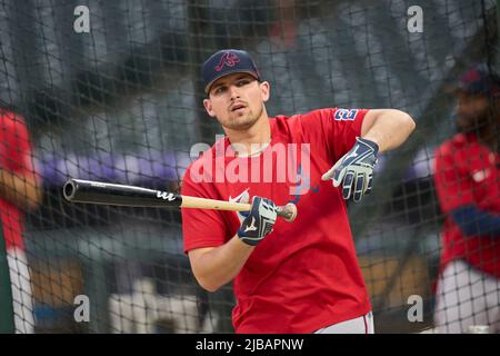 Denver CO, Stati Uniti. 3rd giugno 2022. Il terzo baseman di Atlanta Austin Riley (27) durante il pre-gioco con Atlanta Braves e Colorado Rockies tenuto al Coors Field in Denver Co. David Seelig/Cal Sport Medi. Credit: csm/Alamy Live News Foto Stock