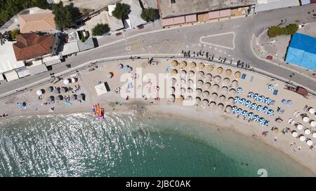 Parga, caraibi greci in prevesa, famosa destinazione tropicale vacanza attrazione turistica estate con il blu profondo del mare ionio, grecia Foto Stock