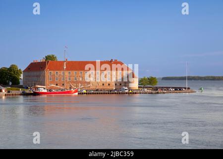Castello Sonderborg, lungomare al porto di Sonderborg, Sonderborg, Danimarca, Europa Foto Stock