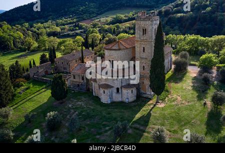 Veduta aerea dell'abbazia di San Antimo Foto Stock