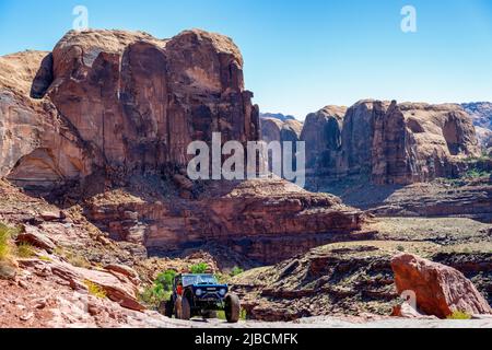 Jeep fuori strada vicino Moab in Utah, Stati Uniti. Foto Stock