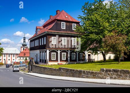 Sklarske museo, Namesti Miru, Kamenicky Senov, Ceska republika Foto Stock