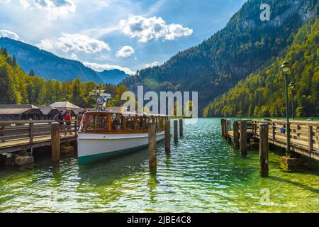 Schoenau am Koenigssee, Konigsee, Baviera, Germania Foto Stock