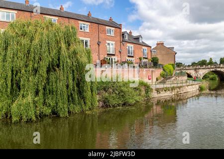 Marine Terrace vicino al ponte inglese, Shrewsbury, Shropshire, Inghilterra, Regno Unito. Foto Stock