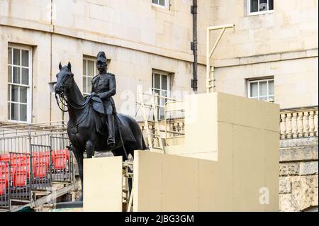 LONDRA - 18 maggio 2022: Statua equestre del Earl Roberts, Horse Guards Parade Foto Stock