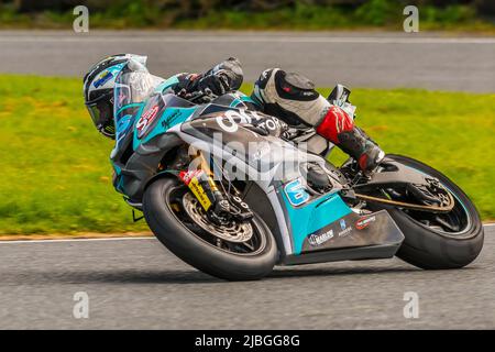 Michael Dunlop, pilota motociclistico campione in azione al Kirkistown Race Circuit, Irlanda del Nord Foto Stock