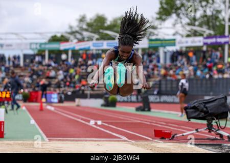 HENGELO, PAESI BASSI - GIUGNO 6: Evelise Veiga del Portogallo durante la FBK Games Long Jump Women allo stadio FBK il 6 giugno 2022 a Hengelo, Paesi Bassi (Foto di Marcel Ter Bals/Orange Pictures) Foto Stock