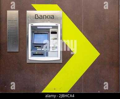 Bankia ATM Cash Machine Siviglia Spagna ora si è fusa con CaixaBank. 8 febbraio 2018 Siviglia Spagna Foto Stock