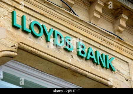 Warminster, Wiltshire, Regno Unito - Ottobre 12 2014: A Lloyds Bank Sign at Warminster, Wiltshire, Inghilterra, Regno Unito Foto Stock