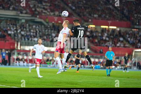 Stadio Ernst-Happel, Vienna, Austria. 6th giugno 2022. Christoph Baumgartner d'Austria testa la palla durante l'Austria contro la Danimarca, la lega delle Nazioni dell'UEFA allo stadio Ernst-Happel, Vienna, Austria. Ulrik Pedersen/CSM/Alamy Live News Foto Stock