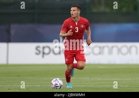 Serravalle, Italia, 5th giugno 2022. Jean Borg di Malta durante la partita della UEFA Nations League allo Stadio San Marino di Serravalle. Il credito d'immagine dovrebbe essere: Jonathan Moscrop / Sportimage Foto Stock