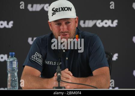 Hemel Hempstead, Herts, Regno Unito. 7th giugno 2022. Graeme McDowell risponde alle domande dei media prima del LIV Golf Invitational Credit: Motofoto/Alamy Live News Foto Stock