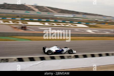 Formula 1 test auto sul circuito Ricardo Tormo di Valencia Spagna Foto Stock