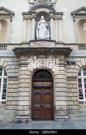 Bath, Somerset, Inghilterra, 26th maggio 2022, Victoria Art Gallery, Bridge Street, Bath. Foto Stock