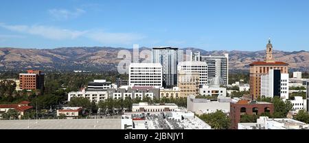 San Jose, California - vista panoramica inclusa l'area del centro Foto Stock