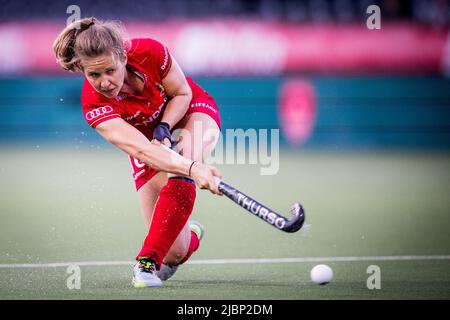 Wilrijk, Anversa. 07 giugno 2022, Louise Versavel in Belgio ha ritratto in azione durante una partita di hockey tra le Pantere rosse belghe e la Cina nella fase di gruppo (gioco 9 su 16) del concorso femminile FIH Pro League, martedì 07 giugno 2022 a Wilrijk, Anversa. BELGA FOTO JASPER JACOBS Foto Stock