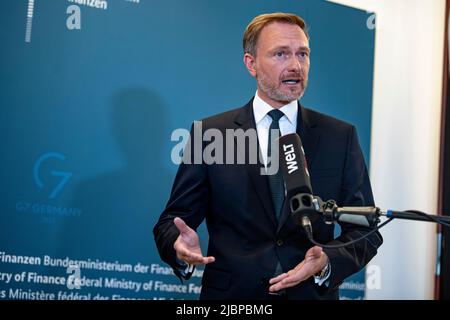 Berlino, Germania. 07th giugno 2022. Christian Lindner (FDP), Ministro federale delle finanze, ha dichiarato la tassa sugli utili in eccesso presso il Ministero delle finanze. Credit: Fabian Sommer/dpa/Alamy Live News Foto Stock