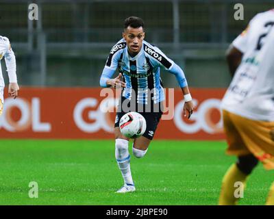 Porto Alegre, Brasile. 07th giugno 2022. RS - Porto Alegre - 06/07/2022 - BRASILIANO B 2022 - GREMIO X NOVORIZONTINO - Bitello giocatore per Gremio durante una partita contro Novorizontino allo stadio Arena do Gremio per il campionato brasiliano B 2022. Foto: Maxi Franzoi/AGIF/Sipa USA Credit: Sipa USA/Alamy Live News Foto Stock