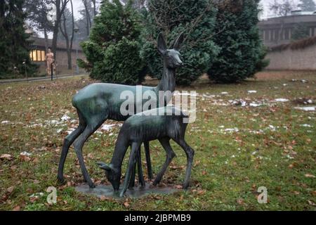 Statua dei cervi. Museo della Jugoslavia. Belgrado, Serbia Foto Stock