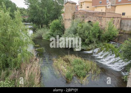 Mulino Molino de la Casca, Plasencia, Spagna. Vecchio mulino a olio del fiume Jerte Foto Stock