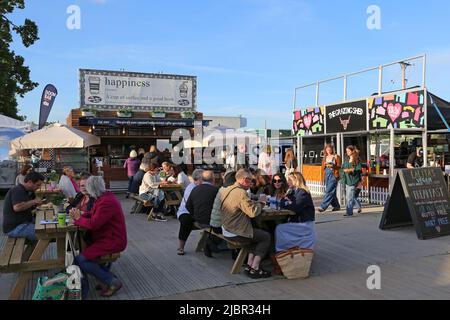 Bancarelle alimentari, Hay Festival 2022, Hay-on-Wye, Brecknockshire, Powys, Galles, Gran Bretagna, Regno Unito, Regno Unito, Europa Foto Stock