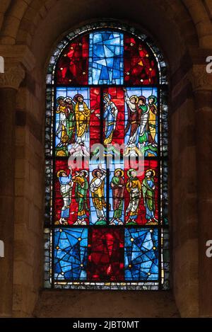 Francia, Sarthe (72), le Mans, la Cité Plantagenêt, Cattedrale di Saint Julien, La vetrata dell'Ascensione, la più antica vetrata d'Europa Foto Stock