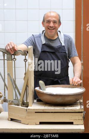 Francia, Loire Atlantique, Nantes, negozio Debotte Gautier, Gerald Debotte (pasticciere e cioccolatiere) Foto Stock