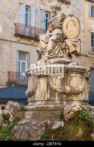 Francia, Herault, Montpellier, centro storico, fontana Chabaneau dallo scultore Jean Louis Journet installato nel 1773 Foto Stock