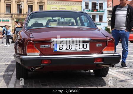 Jaguar car ha sorpreso una fiera locale di auto a Brasov Foto Stock