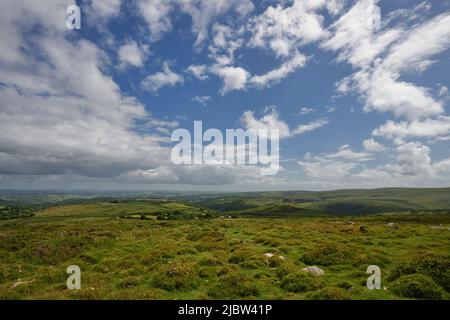 Tempo UK: 08 giu 2022, tempo modificabile, Dartmoor National Park, Devon, Regno Unito. Credit: Will Tudor/Alamy Live News Foto Stock