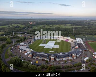 Il Riverside Ground, noto per motivi di sponsorizzazione come il Seat Unique Riverside, è una sede di cricket a Chester-le-Street, nella contea di Durham, Inghilterra. Foto Stock