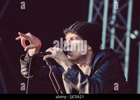 Copenaghen, Danimarca. 10th ago 2018. Joakim Thastrom si esibisce dal vivo sul palco al festival Haven di Copenaghen. (Foto di Valeria Magri/SOPA Images/Sipa USA) Credit: Sipa USA/Alamy Live News Foto Stock