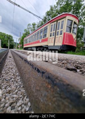 vecchio tram di new york, vagone rosso del 1939 Foto Stock
