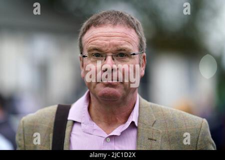 Foto del file datata 07-10-2021 del Trainer Dr. Richard Newland. La British Horseracing Authority ha confermato un focolaio di Equines Herpes Virus (EHV) presso il cantiere del Grand National-Winning Trainer Dr Richard Newland nel Worcestershire. Data di emissione: Giovedì 9 giugno 2022. Foto Stock