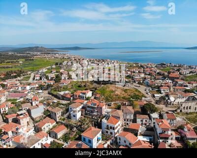 Vista aerea dell'isola di Lunda. Località - Canda nella costa di Ayvalik, provincia di Balikesir. Turchia Foto Stock