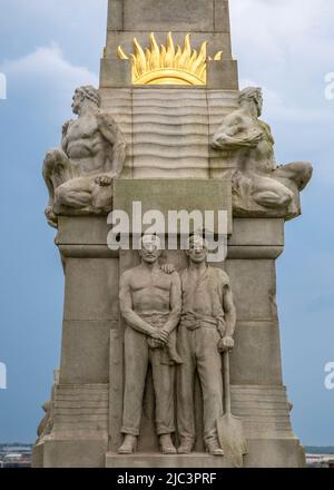 Titanic Memorial per ricordare 244 ingegneri che sono morti lavorando al Titanic. Foto Stock