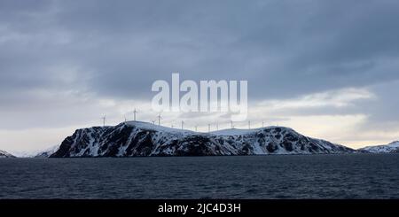 Wind farm, a nord di Havoysund, Hammerfest, Norvegia Foto Stock