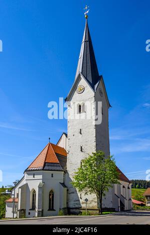 Chiesa di San Martino, la chiesa parrocchiale cattolica romana di Stiefenhofen, Allgaeu, Baviera, Germania Foto Stock