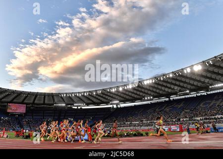 Panoramica generale dello stadio durante le 1500m donne alla riunione del Golden Gala della IAAF Diamond League presso lo stadio Olimpico di Roma (Italia), 9th giugno 2022. Foto Stock