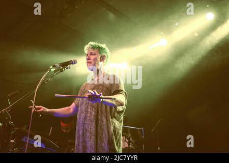 Roma, Italia. 06th giugno 2018. Tune Yards (Merrill Garbus) si esibisce sul palco presso il Largo Venue per l'anteprima del Siren Festival a Roma. (Foto di Valeria Magri/SOPA Images/Sipa USA) Credit: Sipa USA/Alamy Live News Foto Stock