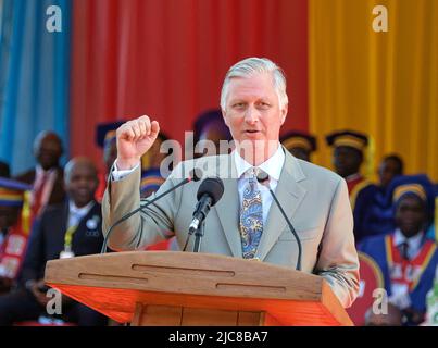 Repubblica Democratica del Congo. 10th giugno 2022. RDC Congo seconda giornata Lady Denise Nyakeru, RDC Congo Presidente Felix Tshisekedi, Regina Mathilde del Belgio e Re Philippe - Filip del Belgio - discorso del re Philippe all'università di Lubumbashi - durante una visita ufficiale della coppia reale belga nella Repubblica Democratica del Congo, 10 del giugno 2022, a Kinshasa. Il Re e la Regina Belga visiteranno Kinshasa, Lubumbashi e Bukavu dal 7th giugno al 13th giugno. Photo by Olivier Polet/ABACAPRESS.COM Credit: Abaca Press/Alamy Live News Foto Stock